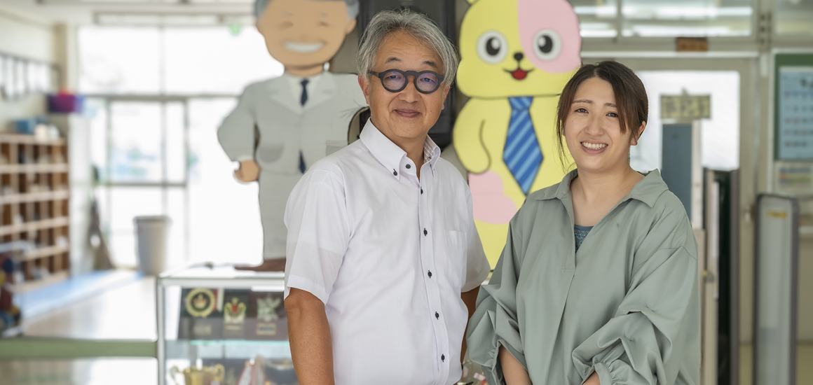 東京都江戸川区 立春江中学校 横枕耕史校長先生  遠藤茜先生（国語科）